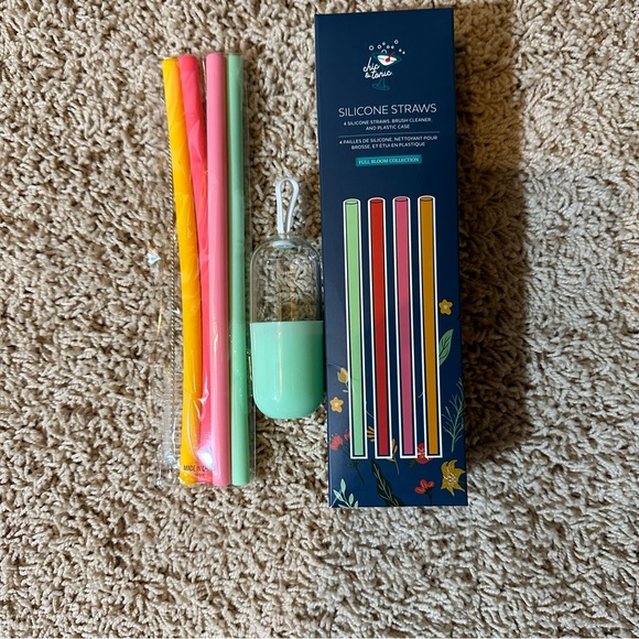 Chic and Tonic Silicone Straws- NIP - Picture 3 of 3